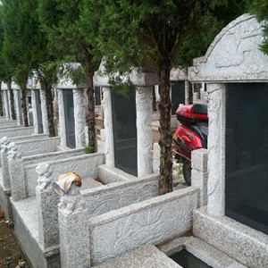 西安霸陵墓園新區(qū)好 有人會(huì)問(wèn)為什么