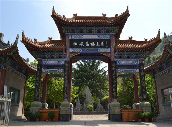 西安高橋墓園看墓專車，省時(shí)、方便、不花一分錢